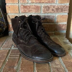 Twenty Two Brown Leather Boots Made in Italy Size 42